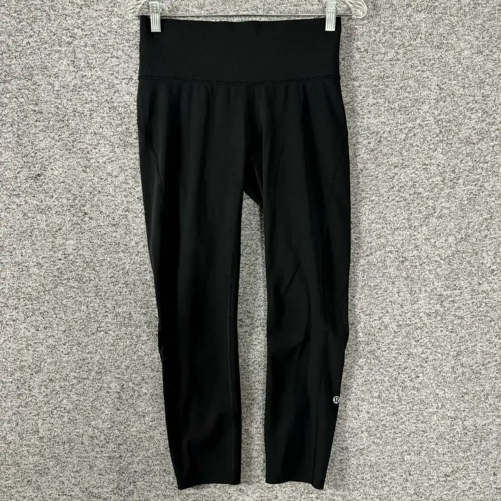 Lululemon Women's 8 Black Nylon 7/8 Compression Activewear Tights